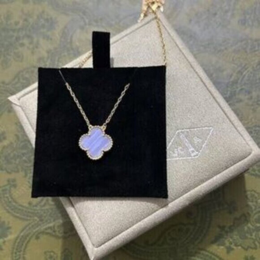 Van Cleef & Arpels 18k gold purple chalcedony necklace